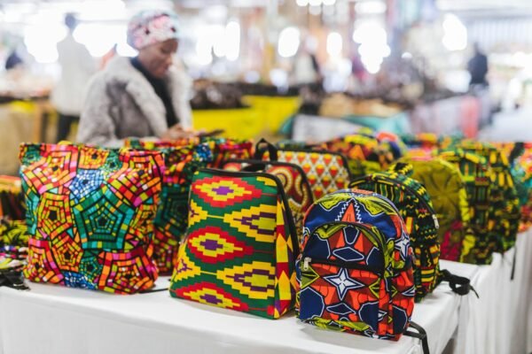 which-app-gives-south-africa’s-migrant-workers-the-best-deal-on-sending-their-next-$200-home?